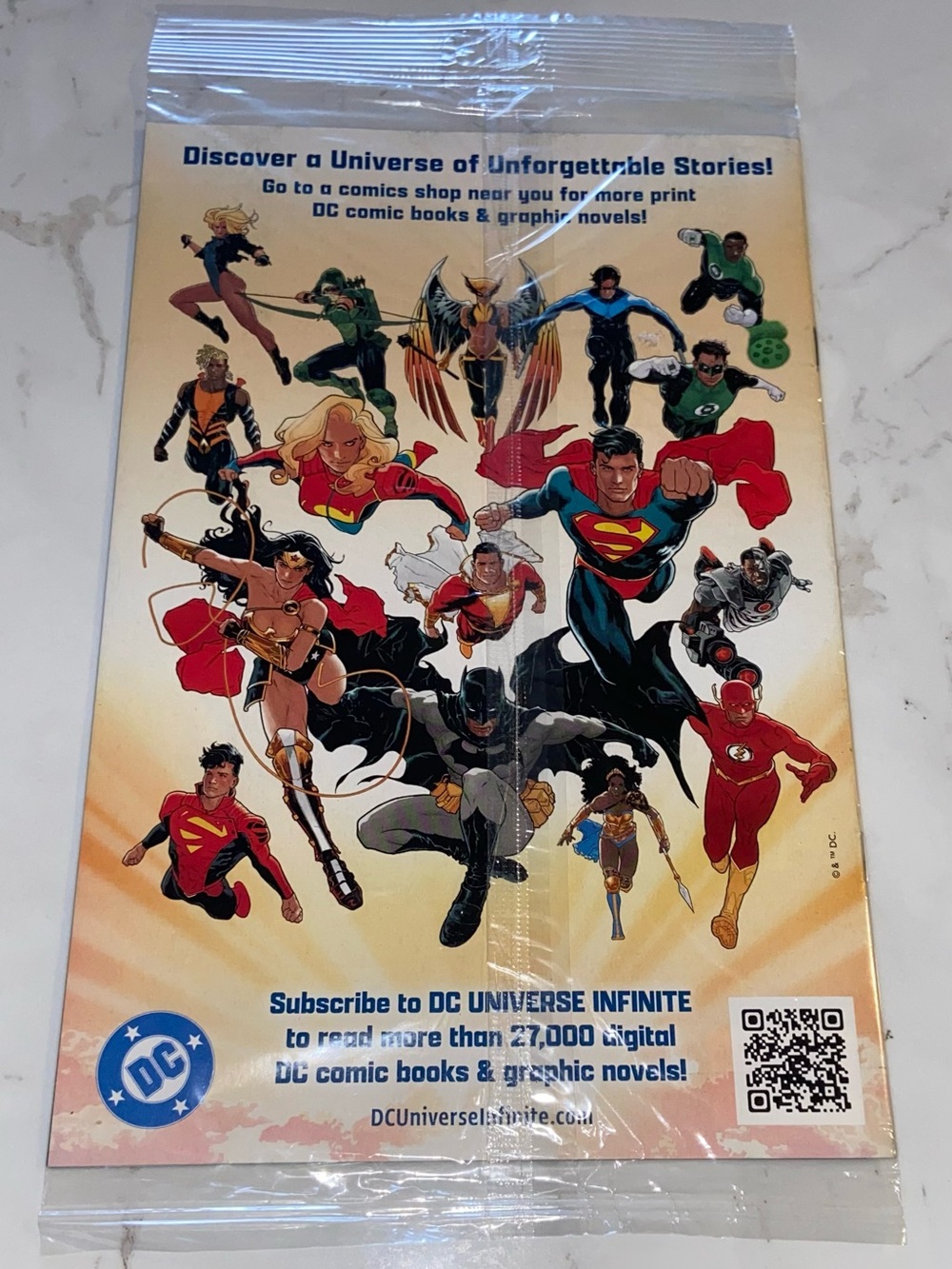 DC Comics - Picture 2 of 2
